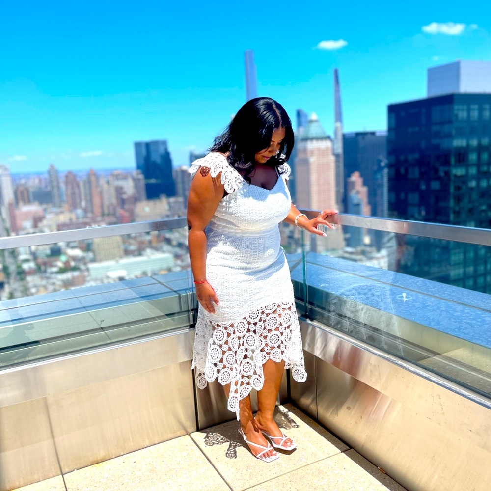 Two sisters the Label white croshet dress